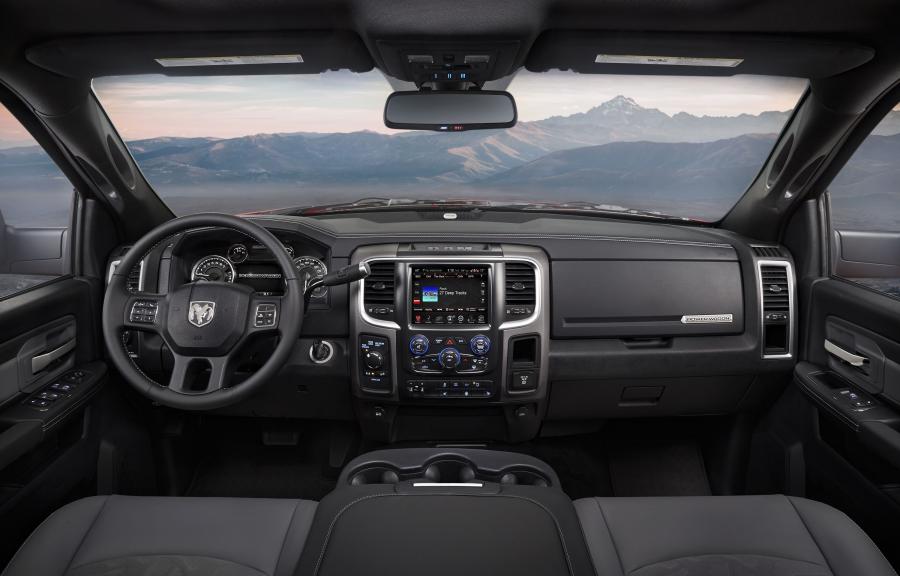  Dodge Ram 2500 Power Wagon Crew Cab 2016 года  (фото 24 из 28)